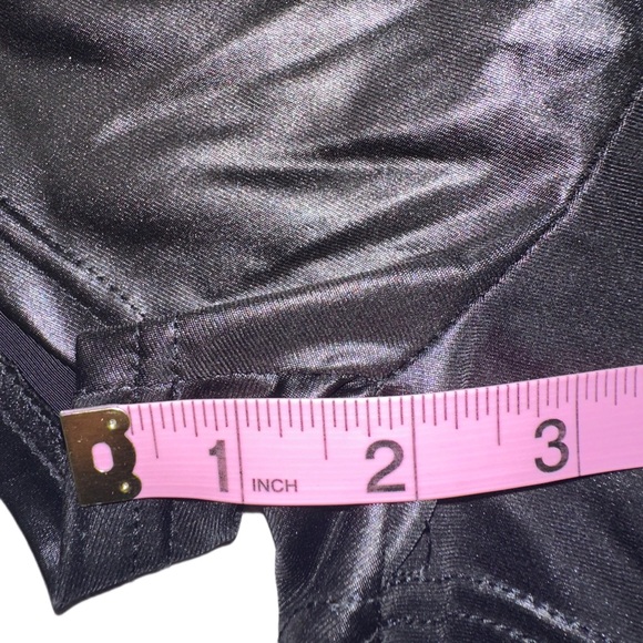 💙💙❤️ Black short shorts - Picture 6 of 15